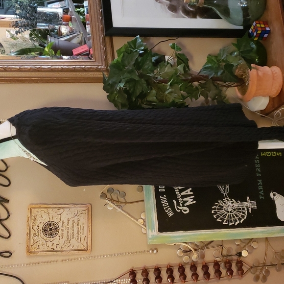 J. London Black Knit Sweater Size XXL - Picture 3 of 5